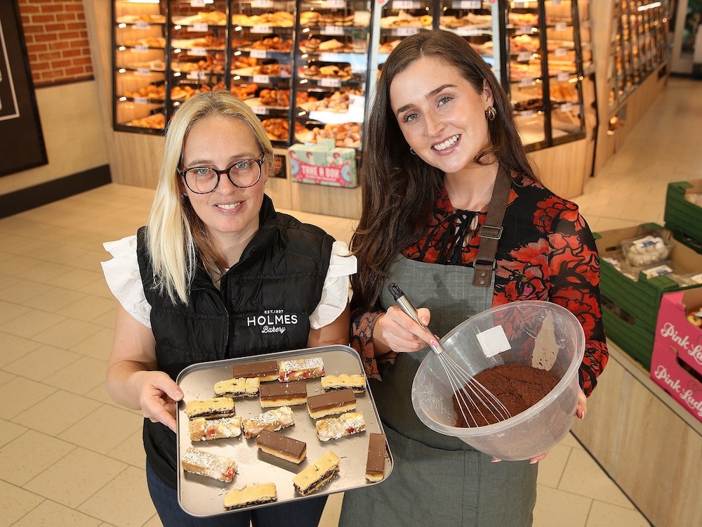 The award-winning Holmes Bakery, in Portadown, is the latest food supplier in Northern Ireland to secure a major contract with the region’s fastest-growing supermarket retailer, Lidl Northern Ireland. Holmes will expand its 20-strong workforce by a further three employees as part of the £200,000 deal which will add fifteens, caramel fingers and sweet mince slices to more than 40 Lidl stores across the region. Pictured (left to right) are Holmes Bakery Account Manager, Gillian Castles, and Lidl Northern Ireland buyer, Zoe Russell.